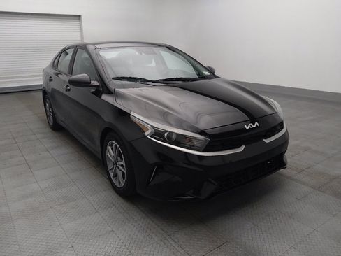 Used 2024 Kia Forte LXS FWD image 13