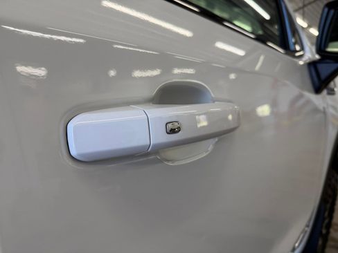 Used 2024 GMC Sierra 1500 AT4 w/ Technology Package image 30