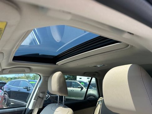 Used 2019 Subaru Outback 2.5i Limited w/ Protection Package #1 AWD/4WD image 10