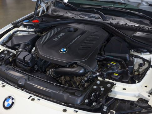 Used 2017 BMW 340i Sedan image 40