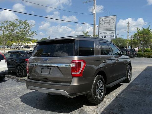 Used 2018 Ford Expedition XLT w/ Cargo Package RWD image 5