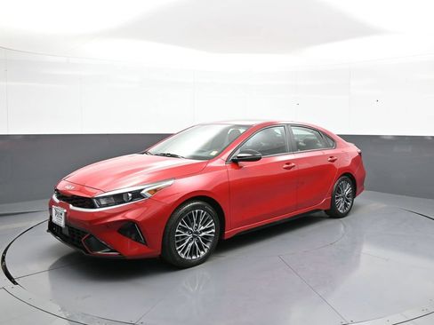 Certified 2024 Kia Forte GT-Line w/ GT-Line Premium Package FWD image 10