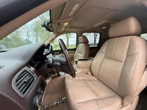 Used 2008 GMC Yukon XL Denali image 11