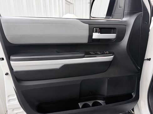 Used 2017 Toyota Tundra Limited w/ Limited Premium Package AWD/4WD image 12