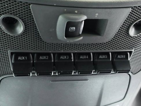 Used 2021 Ford F350 Lariat image 32