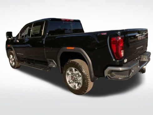 New 2026 GMC Sierra 2500 SLE w/ SLE Value Package; image 9