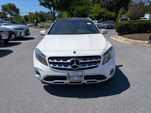 Used 2018 Mercedes-Benz GLA 250 4MATIC image 8