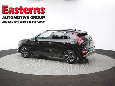 Used 2023 Kia Niro EX Touring FWD image 60