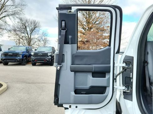 Used 2023 Ford F350 XL image 33