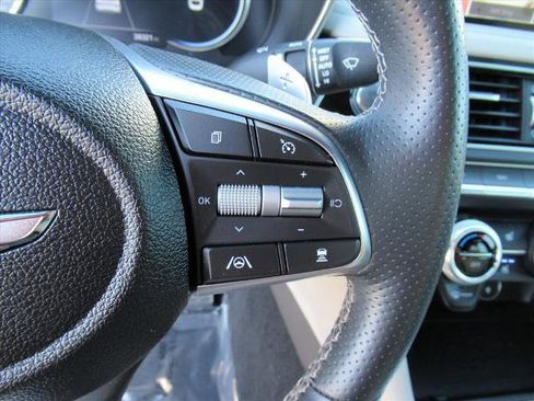 Used 2023 Genesis G70 2.0T w/ Sport Prestige Package image 20