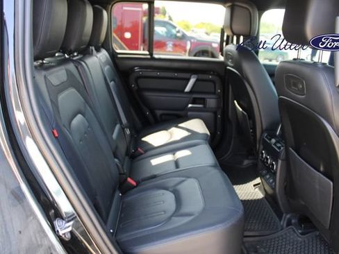 Used 2022 Land Rover Defender 110 X-Dynamic HSE AWD/4WD image 13