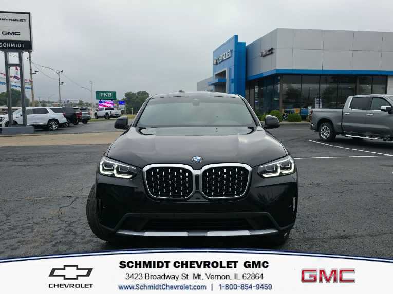 Used 2022 BMW X4 xDrive30i w/ Convenience Package AWD/4WD image 2