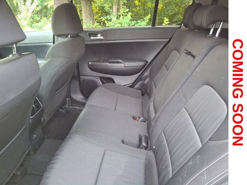 Used 2021 Kia Sportage LX AWD/4WD image 10