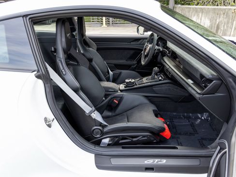 Certified 2026 Porsche 911 GT3 image 56
