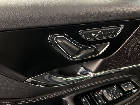 Used 2026 Lincoln Corsair Premiere AWD/4WD image 28