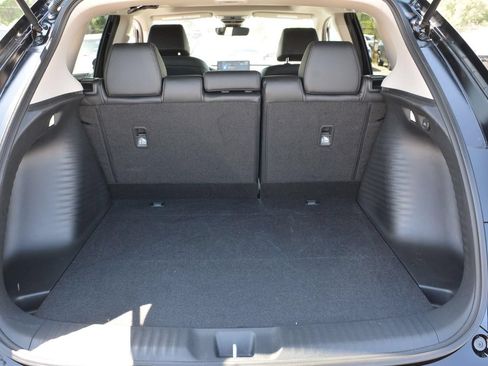 Used 2025 Honda HR-V EX-L image 17