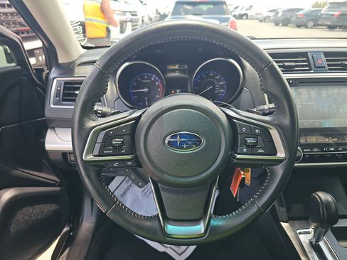 Used 2018 Subaru Outback 2.5i Premium AWD/4WD image 11