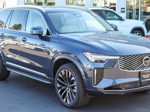 New 2026 Volvo XC90 T8 Ultra w/ Protection Package Premier AWD/4WD image 3