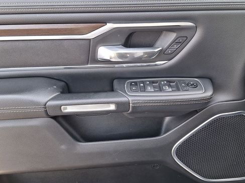 Used 2021 RAM 1500 Laramie image 9