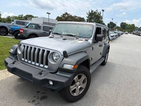Used 2019 Jeep Wrangler Unlimited Sport S AWD/4WD image 1