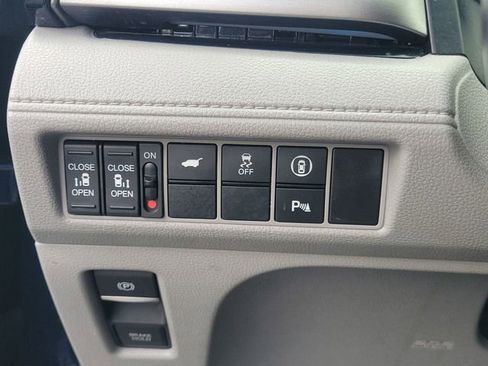 Used 2023 Honda Odyssey Touring image 26