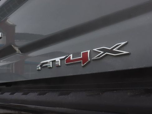 Used 2024 GMC Sierra 2500 AT4X image 48