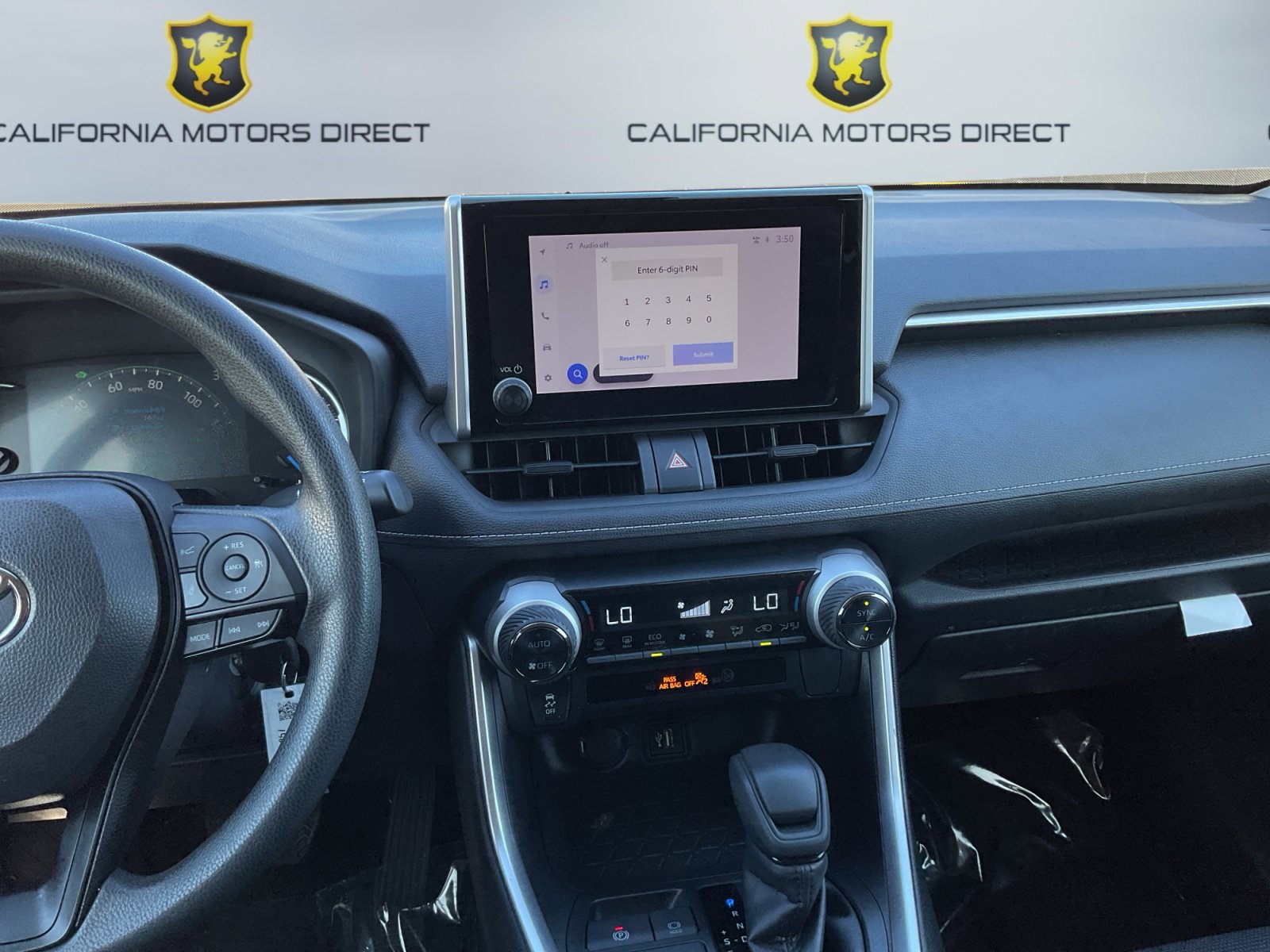 Used 2025 Toyota RAV4 LE AWD/4WD image 13