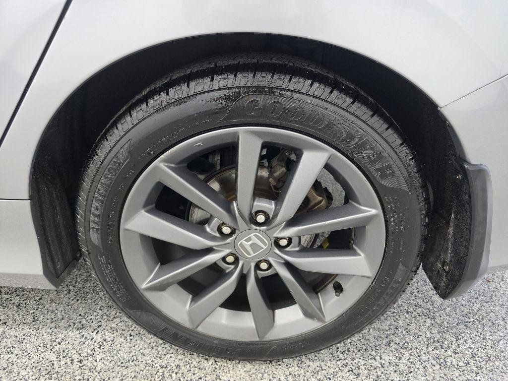 Used 2019 Honda Civic EX image 30