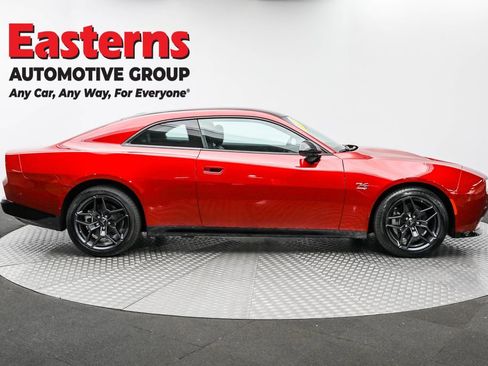 Used 2024 Dodge Charger R/T w/ Plus Group image 4