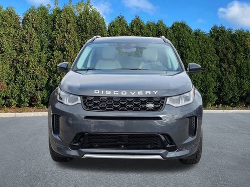Used 2025 Land Rover Discovery Sport S image 2
