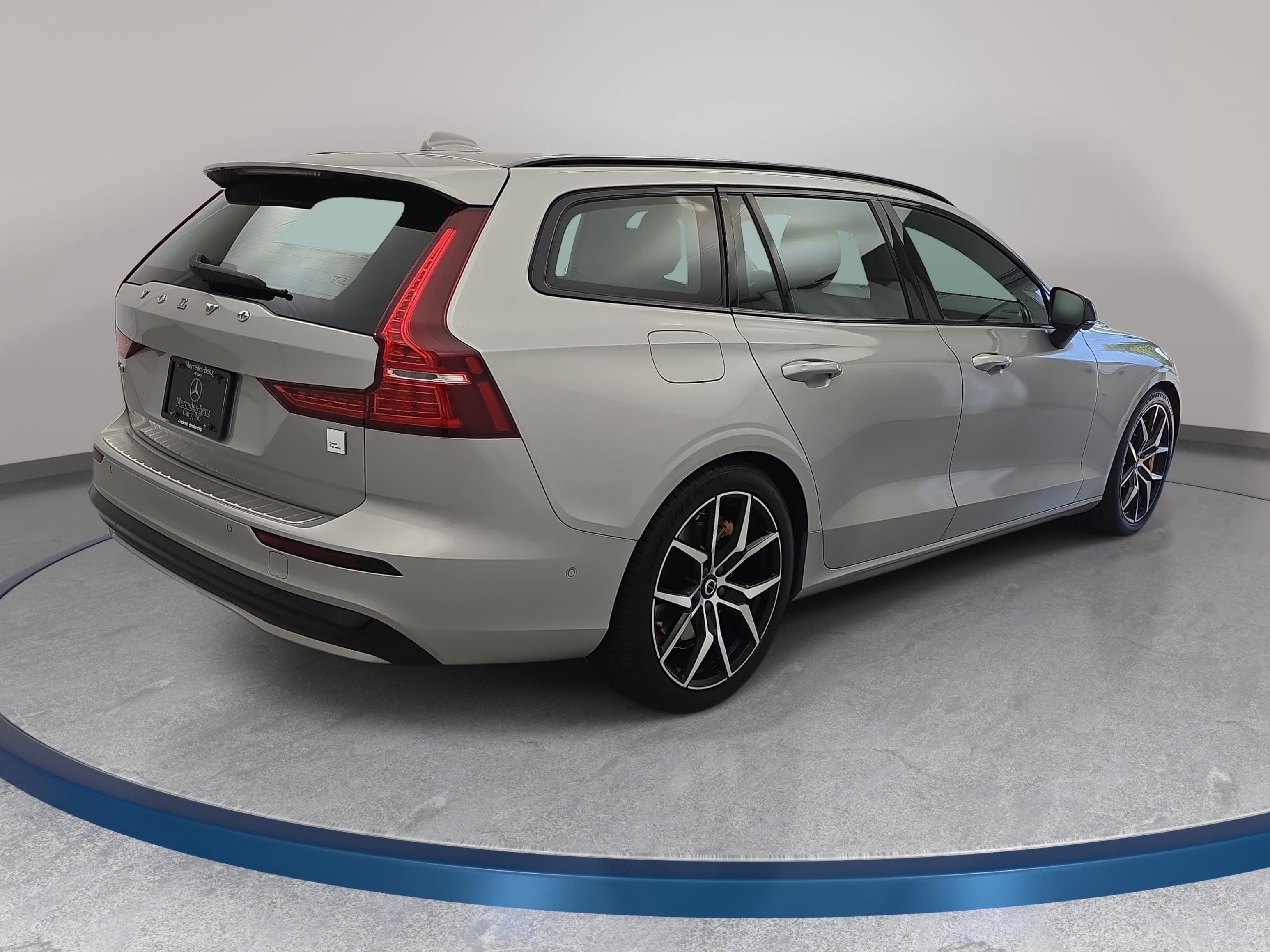 Used 2024 Volvo V60 T8 Polestar w/ Protection Package Premier AWD/4WD image 5