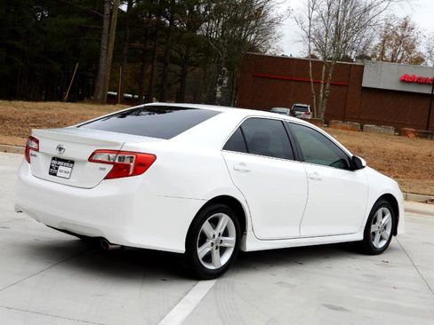 Used 2012 Toyota Camry SE image 26