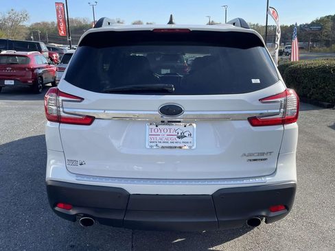 Used 2024 Subaru Ascent Limited image 3