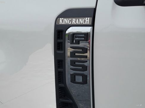 Used 2023 Ford F250 King Ranch w/ Chrome Package AWD/4WD image 33
