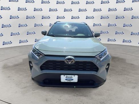Used 2020 Toyota RAV4 XLE w/ Convenience Package AWD/4WD image 2