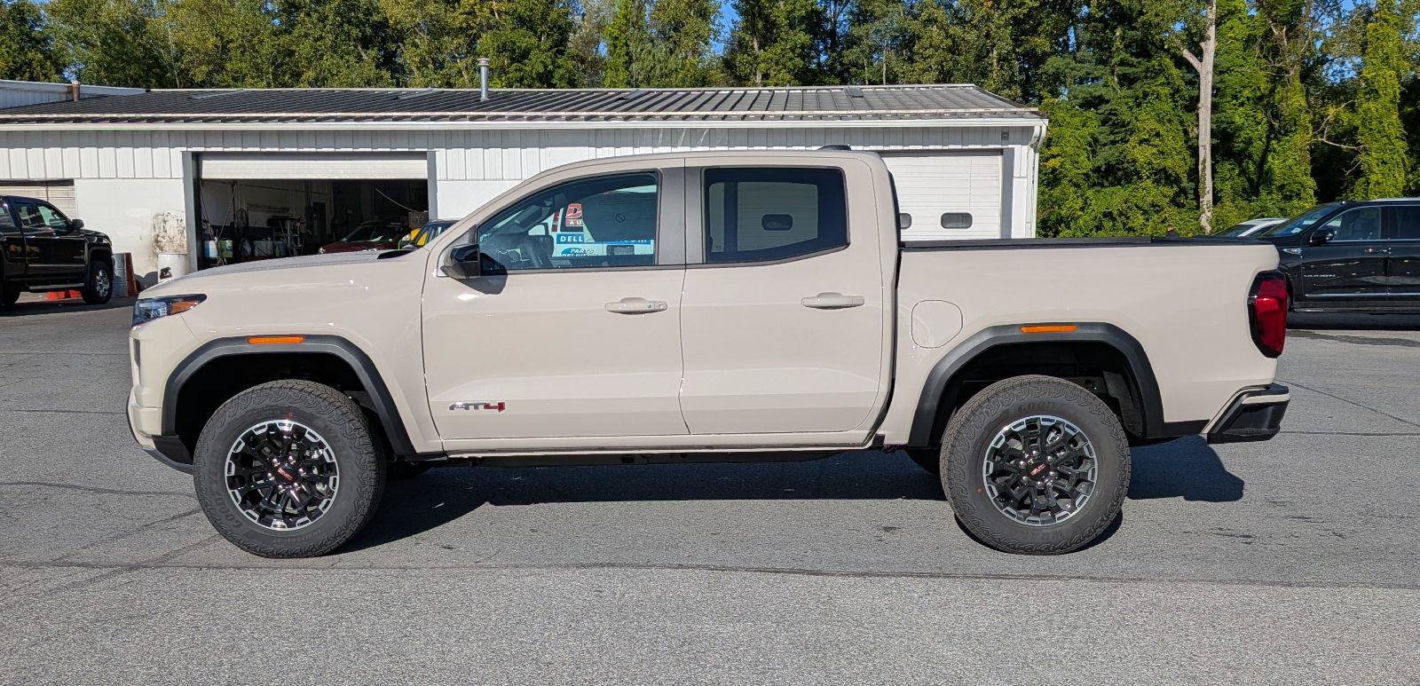New 2026 GMC Canyon AT4 w/ Technology Plus Package AWD/4WD image 6