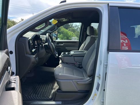 Used 2024 Chevrolet Silverado 2500 LT image 10