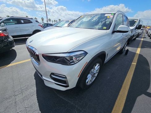 Used 2019 BMW X5 xDrive40i w/ Convenience Package image 1