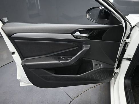 Used 2019 Volkswagen Jetta R-Line image 14