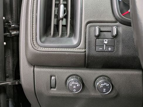 Used 2022 GMC Canyon Denali AWD/4WD image 22