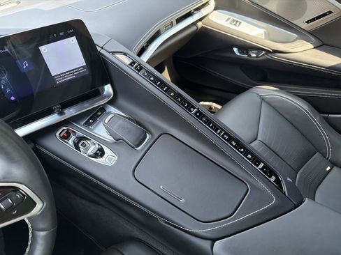 Used 2024 Chevrolet Corvette Stingray Premium Cpe w/ Z51 Performance Package image 34