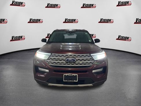 Used 2022 Ford Explorer Limited w/ Equipment Group 301A image 2