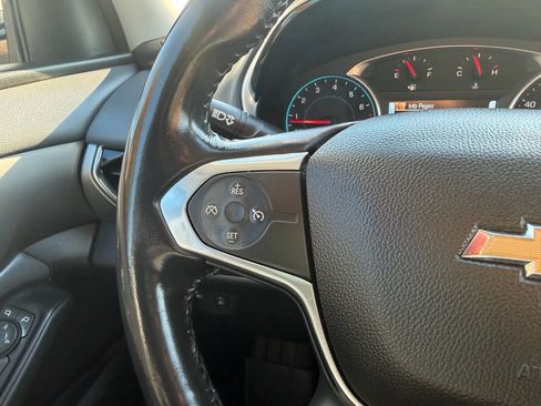 Used 2018 Chevrolet Traverse LT image 19