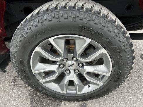 Used 2021 Chevrolet Silverado 1500 RST w/ Z71 Off-Road Package image 10