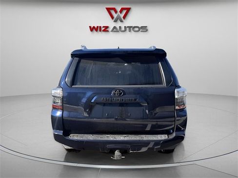 Used 2018 Toyota 4Runner SR5 Premium image 6