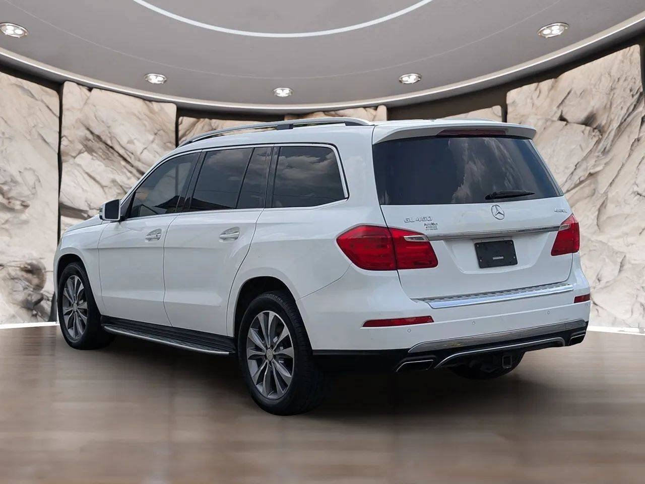 Used 2014 Mercedes-Benz GL 450 4MATIC image 6