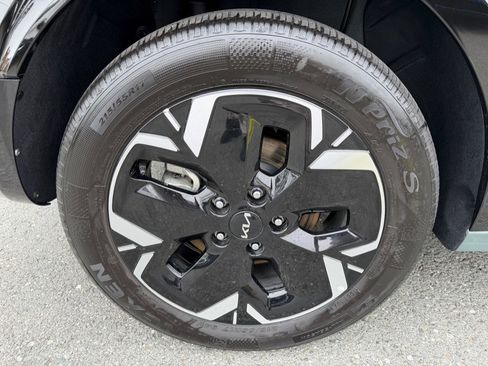Used 2023 Kia Niro Wind FWD image 54