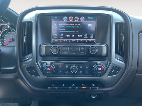 Used 2016 Chevrolet Silverado 1500 LTZ Z71 w/ LTZ Plus Package AWD/4WD image 10