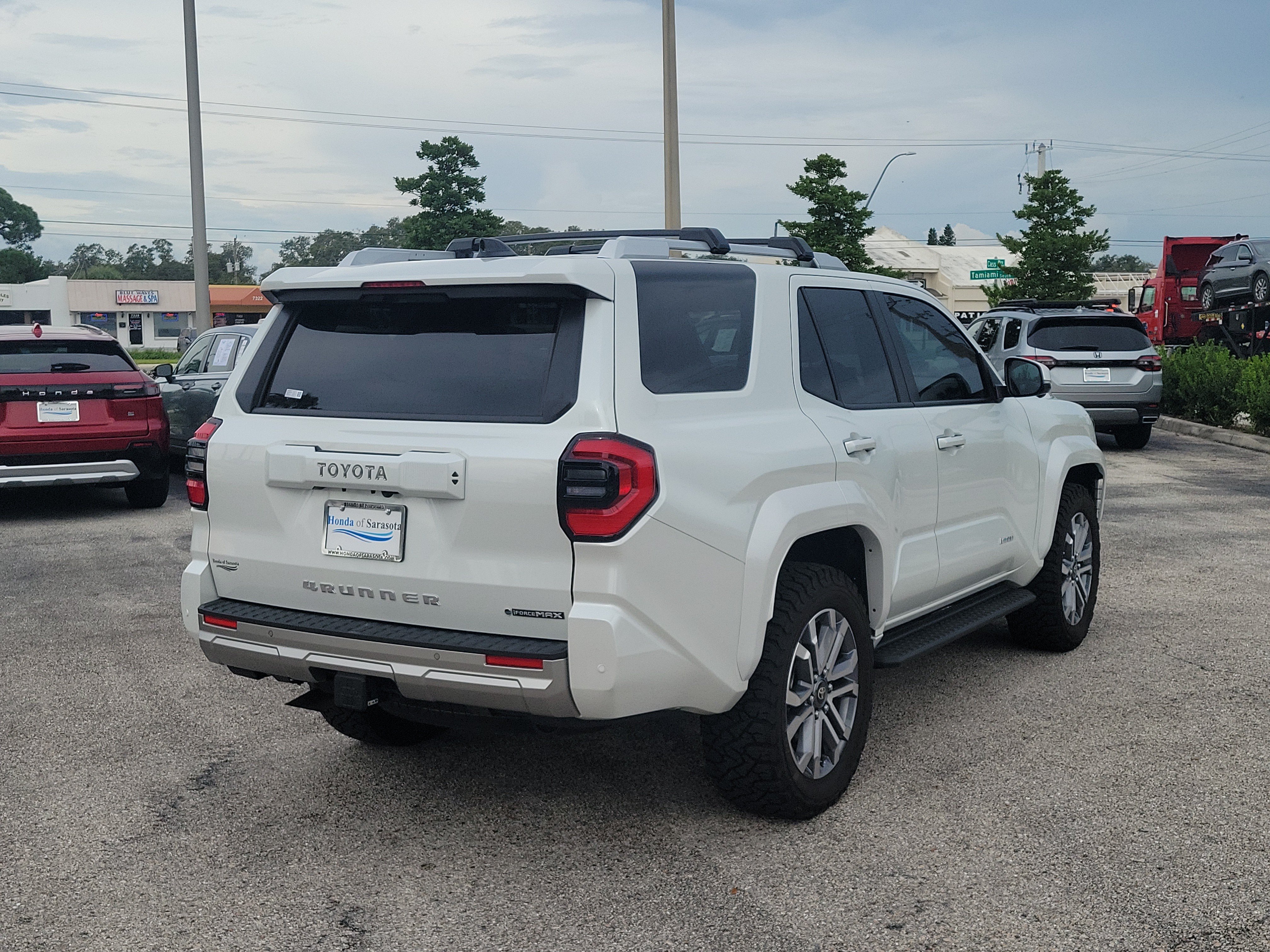 Used 2026 Toyota 4Runner Limited AWD/4WD image 7