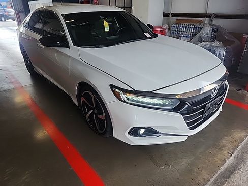 Used 2022 Honda Accord Sport image 7